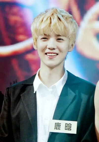 LUHAN 루한✨傻狍子✨鹿晗高清壁纸✨