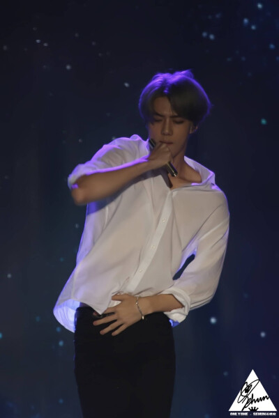 #SEHUN# #吴世勋# EXO 星河在左 而你在右