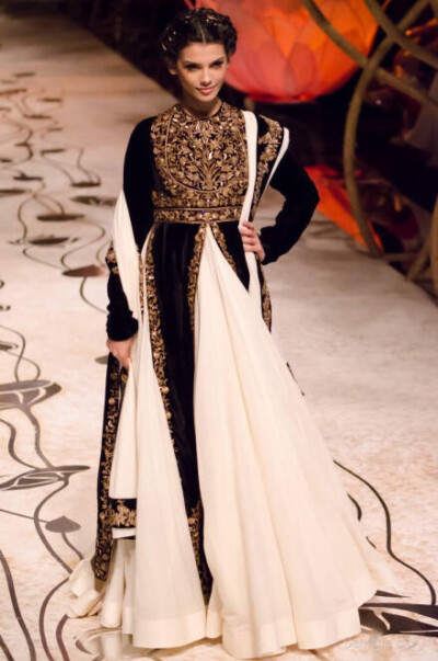 Rohit Bal India Bridal Collection