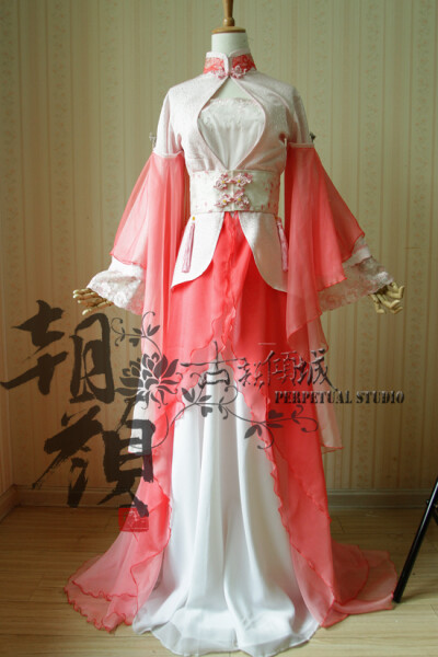 【朝颜】独家设计！水红渐变 华胥引君拂 ~“嫣然”#淘宝链接：https://item.taobao.com/item.htm?spm=a1z10.5-c.w4002-11464906703.100.3hWwsv&amp;amp;id=36894494621