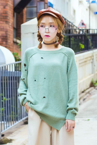 阿米拉 自制款韩国 小清新马卡龙色破洞长袖针织衫 女装