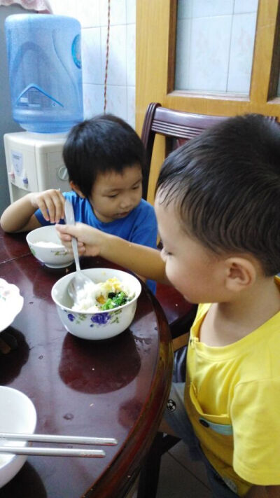 稍带蹭了一餐饭，其实已经吃过了哦