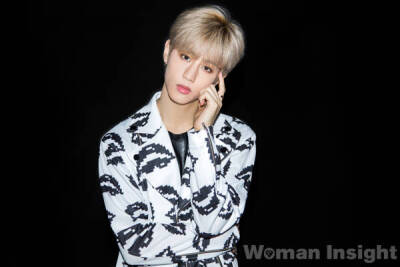 GOT7是韩国JYPEntertainment于2014年推出的男子组合，七名成员包括林在范（JB.）、朴珍荣（Jr.）、段宜恩（Mark）、王嘉尔（Jackson）、崔荣宰（YoungJae）、BamBam、金宥谦（YuGyeom）