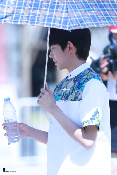 TFBOYS王源 150827 ＆150828 星厨小当家 cr：NectaRoy