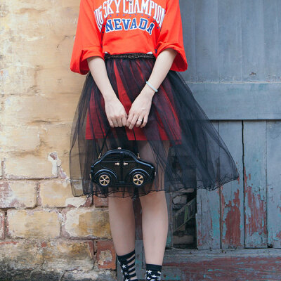 DadANako细格橡皮筋腰网纱短裙黑和蓝色