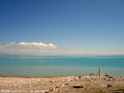中文名称 茶卡盐湖 位置 青海省海西 茶卡盐湖也叫茶卡或达布逊淖尔，&amp;quot;茶卡&amp;quot;是藏语，意即盐池，也就是青盐的海;&amp;quot;达布逊淖尔&amp;quot;是蒙古语，也是盐湖之意。茶卡盐湖位于青海省海西蒙…