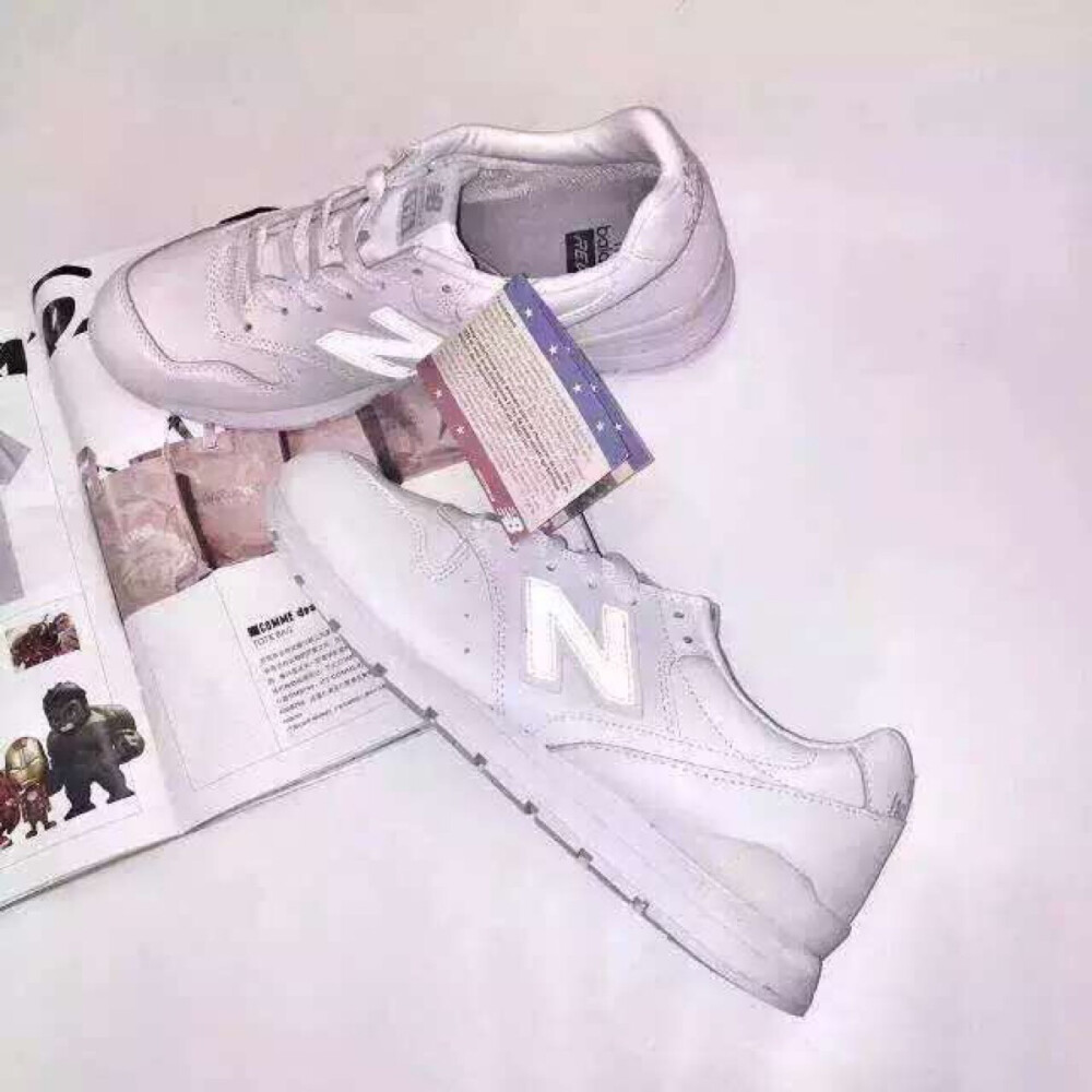 爆款推荐❤️NB996 新品 纯白色加反光标。上脚超赞！男女同款 鞋码36-44全鞋面全皮制造～