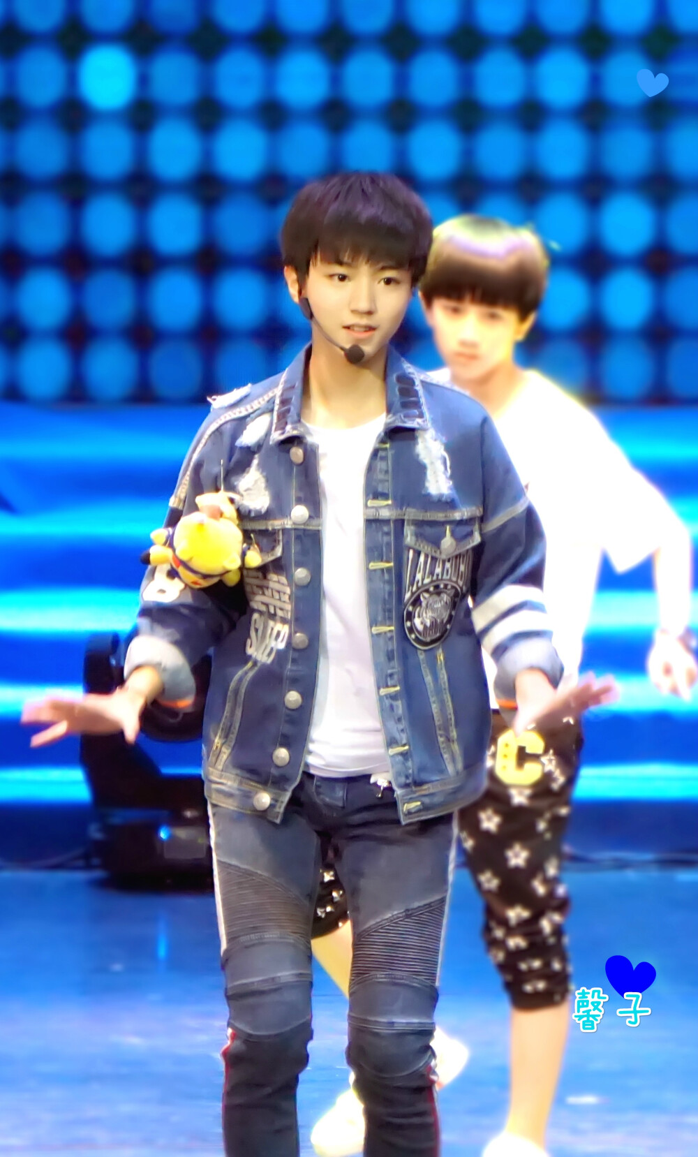 #王俊凯# #TFBOYS王俊凯# #TFBOYS# 150919 王俊凯生日会 cr：凯酱的馨子