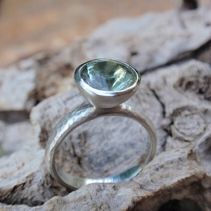925纯银戒指镶嵌水晶大颗浅湖绿色 欧美手工订婚戒指希腊定制戒指