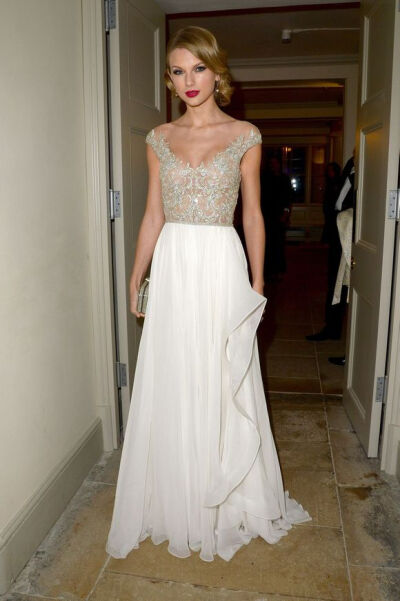 『Swiftie』Winter Whites Gala