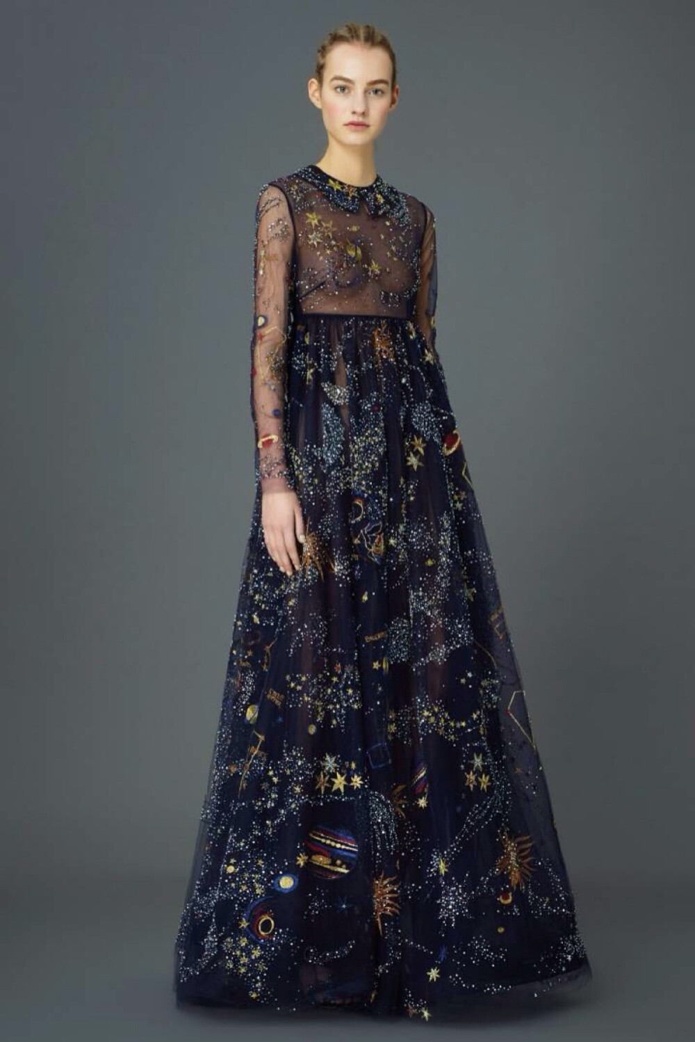 Valentino 2015 Cosmo Collection，就是要让仙女们把一整个宇宙银河系都穿戴上身的意思～