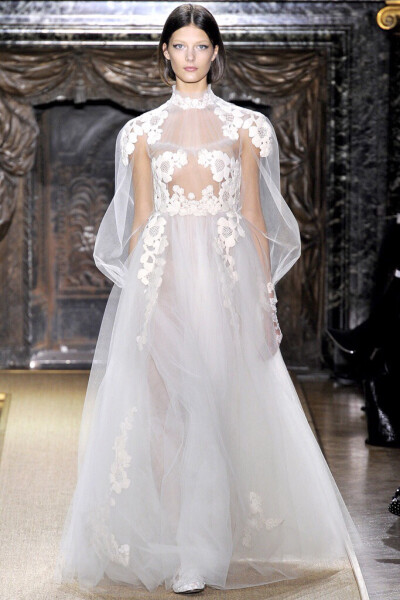 *Spring 2012 Couture*【Valentino 】找一条自己喜欢的华伦天奴。