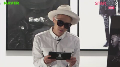 G-Dragon 지드래곤 (V)space:8