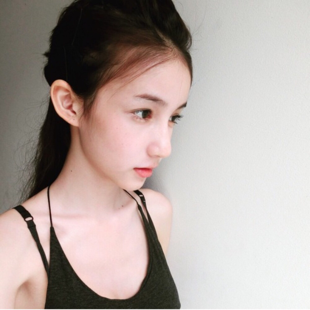 为了给遗憾找个借口，我们从一开始就把一些人放在了等待怀念的位置。