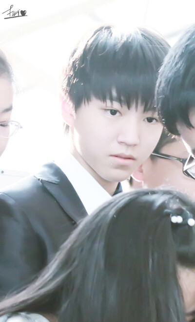 #王俊凯# #TFBOYS王俊凯# #TFBOYS# 150723-0725 全国学联代表大会 cr：此博已fififi