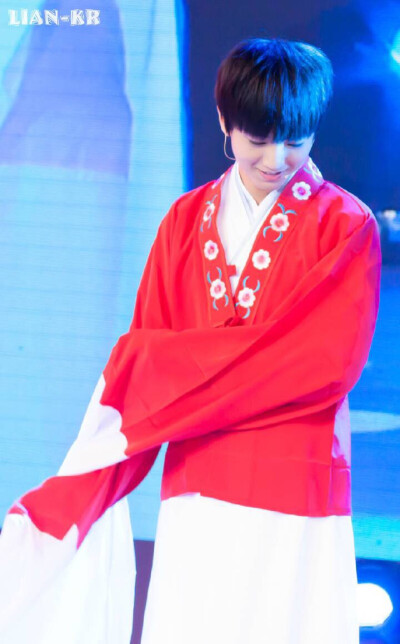 #从开始到未来只为王俊凯##TFBOYS王俊凯#