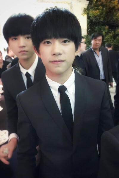 TFBOYS易烊千玺 151008 黄晓明大婚