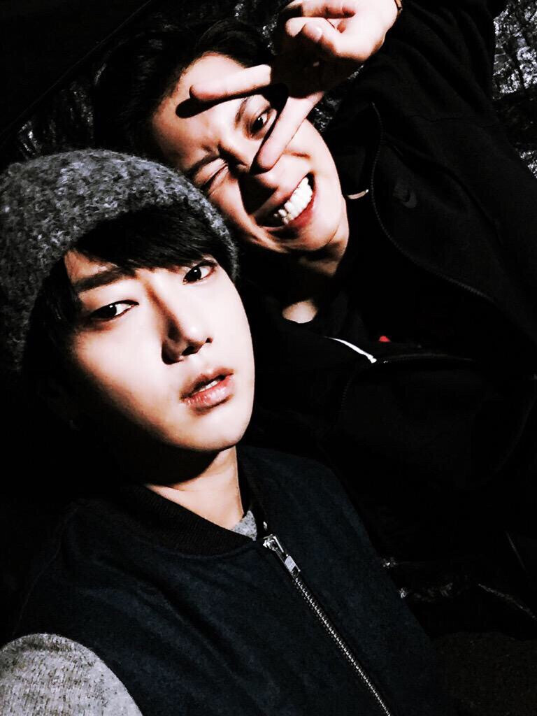 EXO 朴灿烈 Chanyeol SuperJunion 金钟云 艺声 Yesung