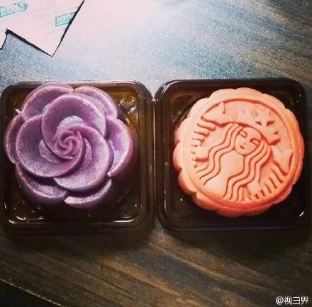 Starbucks moon cakes 图cr