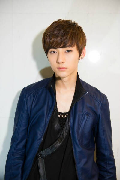 nuest