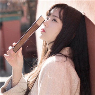 韩系女生头像 By：徐辣条