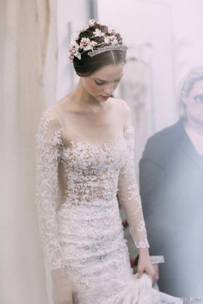 Reem Acra Fall 2015 backstage｜唯美浪漫[心][心]