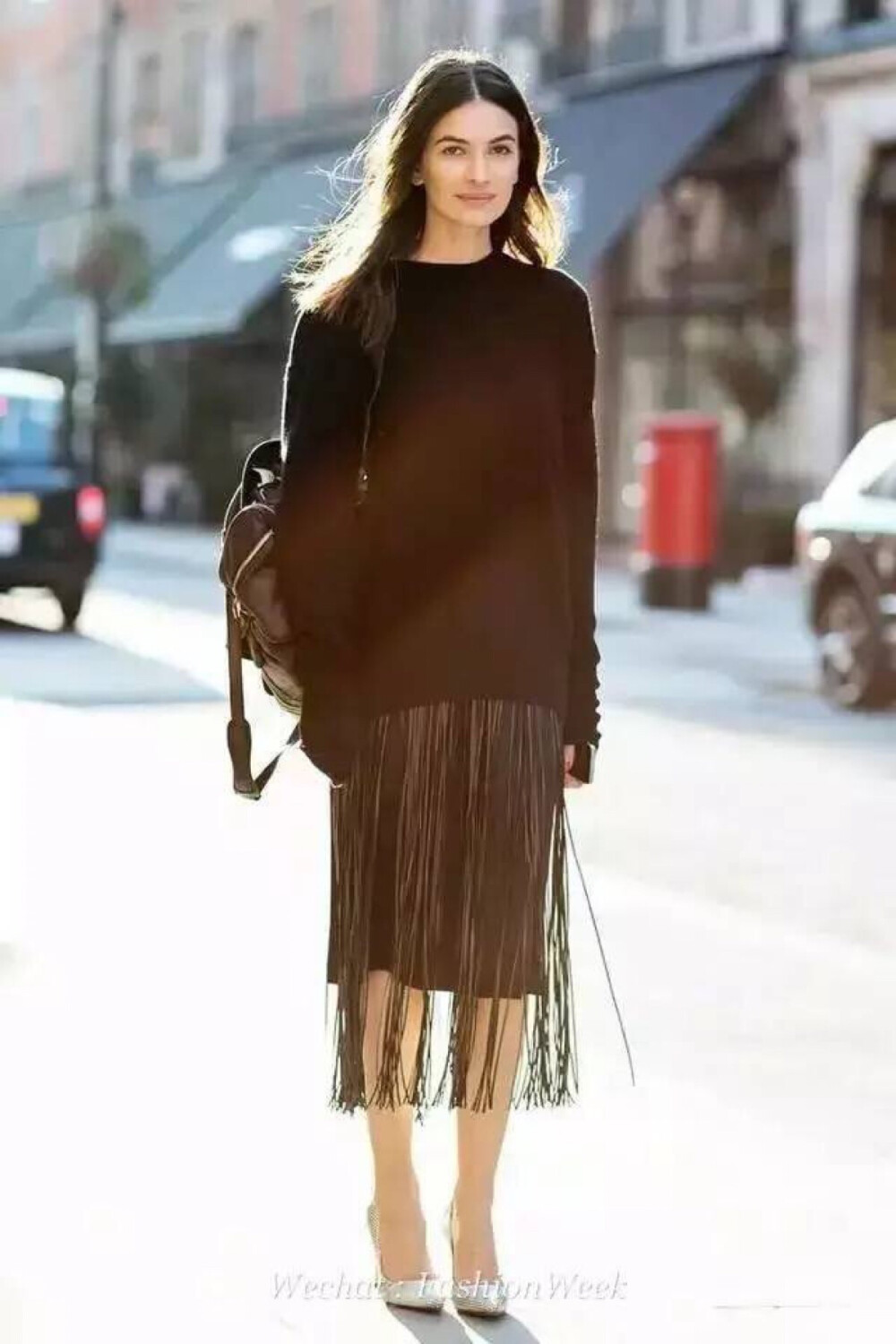 Oversize sweater + fringe skirt