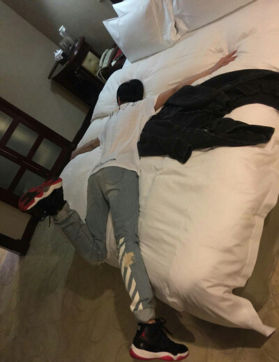 帅哥 男神 杨洋 肖奈 萌萌哒 微微一笑很倾城