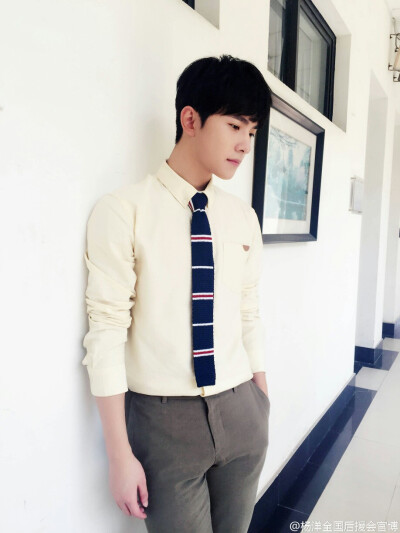 帅哥 男神 杨洋 肖奈 萌萌哒 微微一笑很倾城