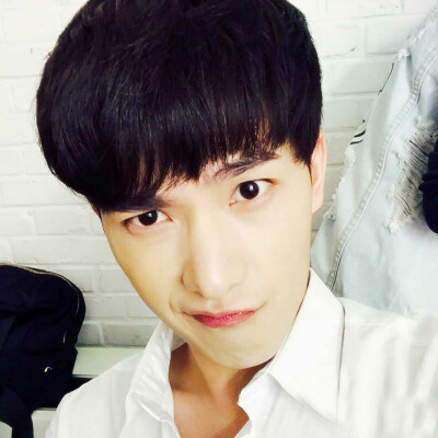 帅哥 男神 杨洋 肖奈 萌萌哒 微微一笑很倾城