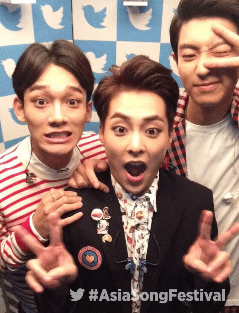 EXO 金钟大 Chen 金珉锡 Xiumin 朴灿烈 Chanyeol