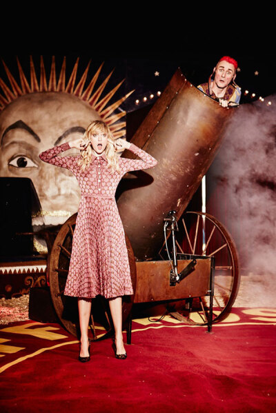 《Harper’s Bazaar》杂志美国版