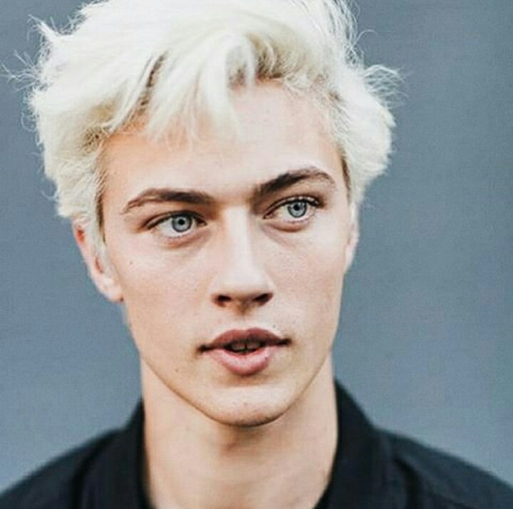 Lucky Blue Smith 欧美 男头