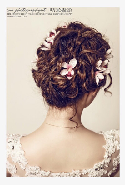 唯美新娘发型，留着以后自己结婚用！