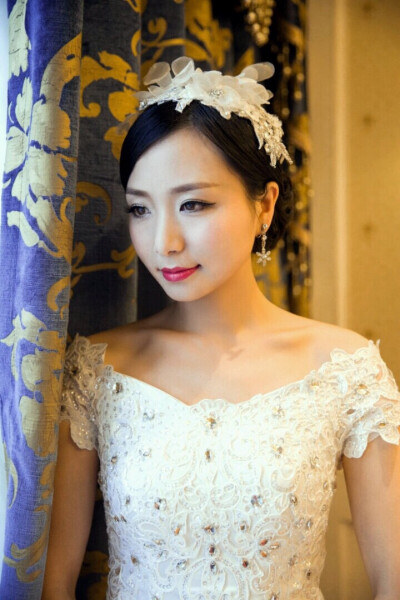 唯美新娘发型，留着以后自己结婚用！