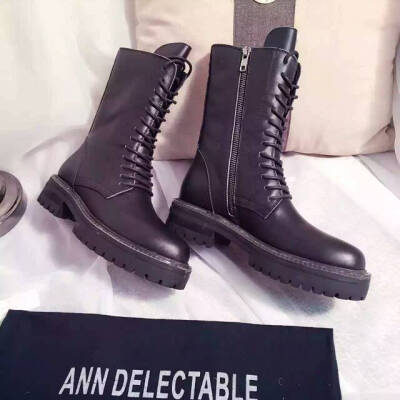 ＃Ann demeulemeester＃ ＃经典马丁靴＃ ＃欧美范＃ ＃英伦骑士风＃ ＃超百搭＃ ＃自留款＃＃进口小牛皮＃