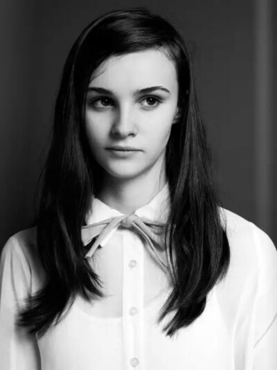 不哭不闹不炫耀，也不需要别人知道