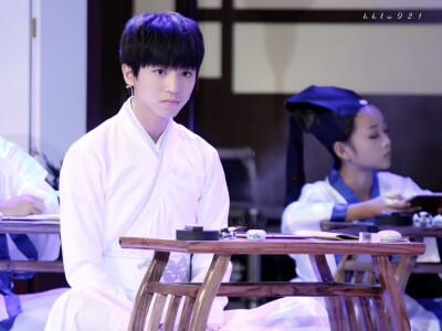 #王俊凯# #TFBOYS王俊凯# #TFBOYS# 151004 杭州步步高公开课 cr：Hhhtu_921