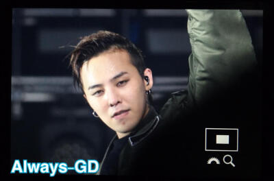 Cute 权志龙 GD 款鸡涌 G-Dragon ??? 20151017 BIGBANG 2015 WORLD TOUR [MADE] in Sydney 世巡赶行程都没有休息好，龙哥的黑眼圈快要赶上忙内胜利了