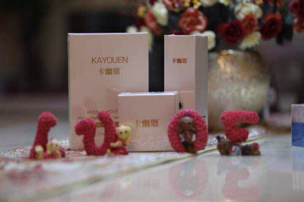 好用白菜价的亲民产品 ，自用送人两相宜 碧玺泥膜深层清洁 精华露水光贴补水保湿 