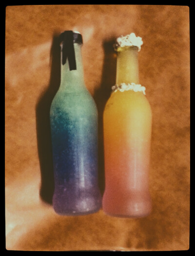 沉淀着彩虹似的梦