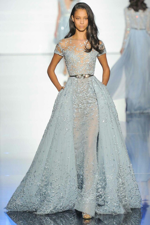 Zuhair Murad Haute Couture—— 图案点缀得恰到美处