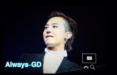 Cute 权志龙 GD 款鸡涌 G-Dragon ??? 20151017 MADE Tour in Sydney 捕捉一只顺毛高领奶肌，#这么多小表情，你喜欢哪一个#3