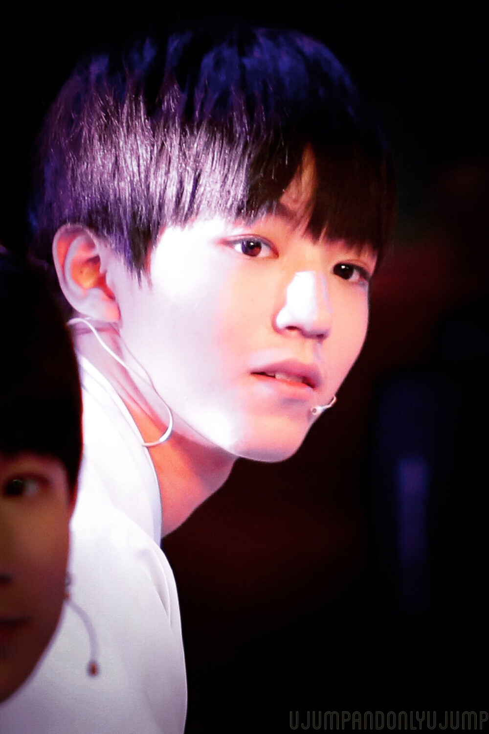 #王俊凯# #TFBOYS王俊凯# #TFBOYS# 151004 杭州步步高公开课 cr：ujumpandonlyujump