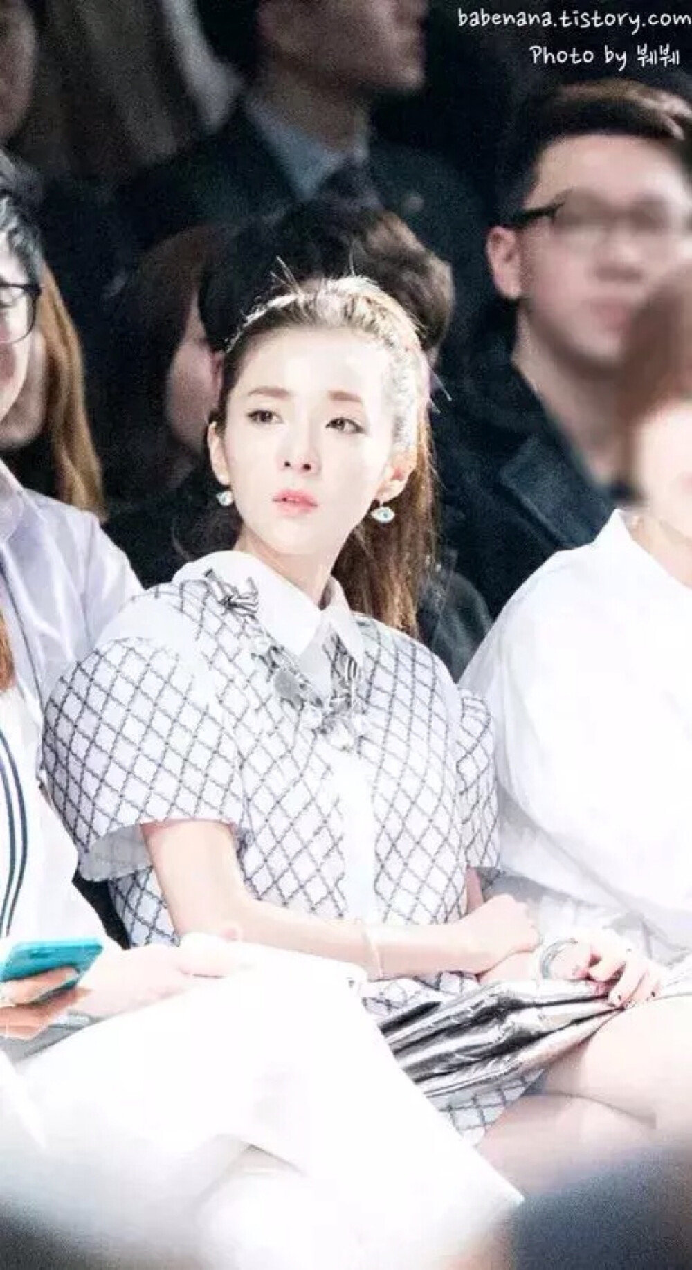 2ne1 Sandara 山兔子