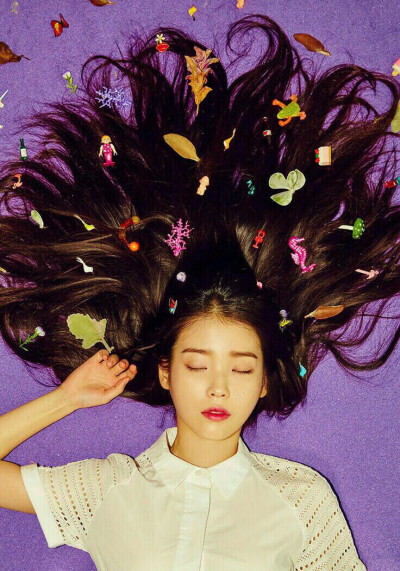 IU