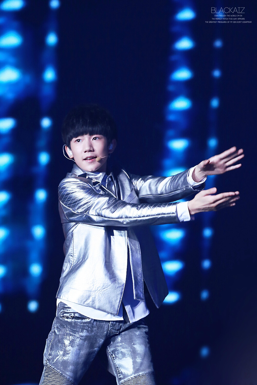 150815 TFBOYS2周年粉丝见面会 cr : 黑桃KAI仔