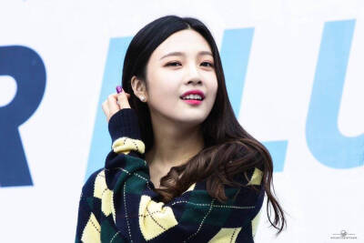 #Red Velvet##Joy# 151024 马拉松大会 饭拍4P cr:wncjoy 饭拍禁二改禁商用转载注明出处 原图戳http://t.cn/RUL2GUb http://t.cn/RUL2GU4 http://t.cn/RUL2GUV http://t.cn/RUL2GUf