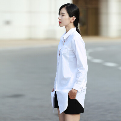 学生时尚简约文艺女式修身中长款白衬衫长袖棉秋季女装
