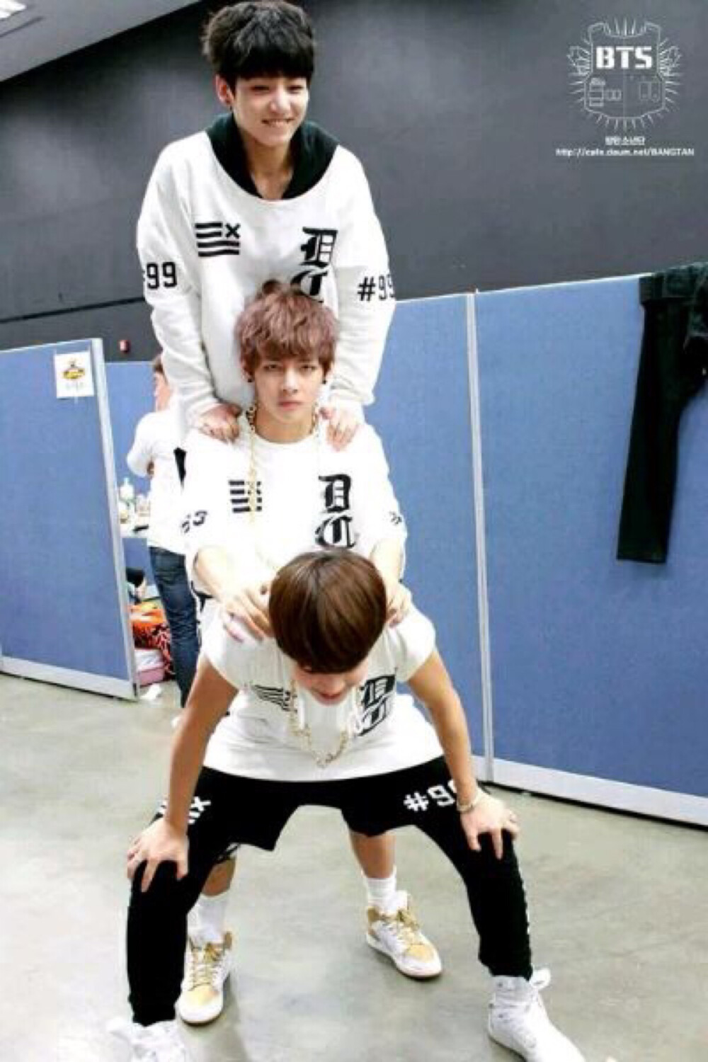 防弹少年团bts忙内大三角